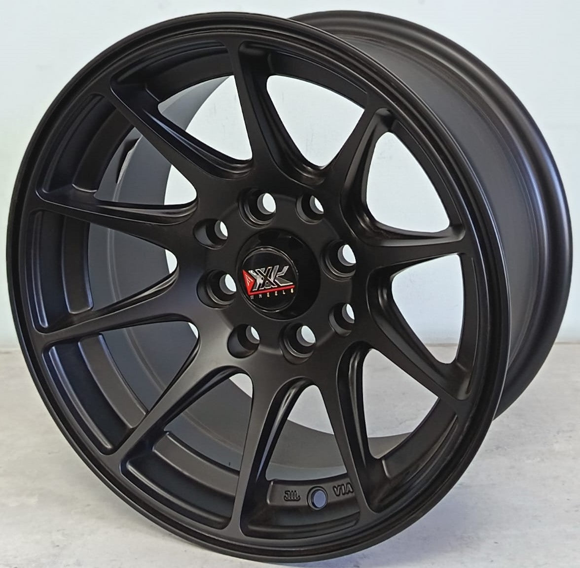 13" KR 1518 (13X6.5J/4-100/114) ET0 MB