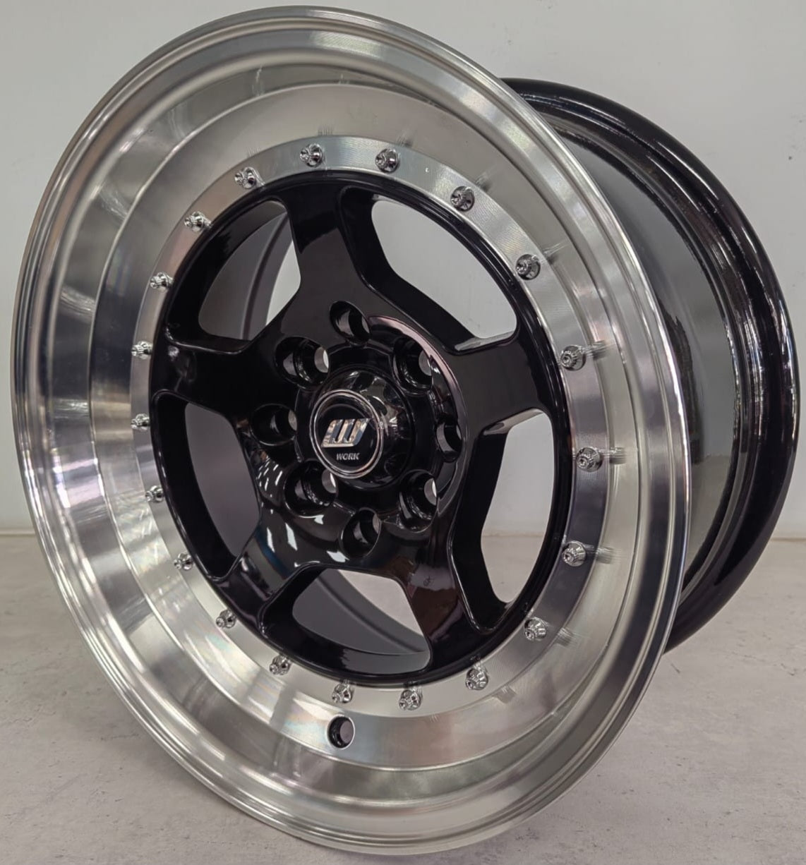 14" KR 5194 (14X7J/4-100/114) ET0 BML