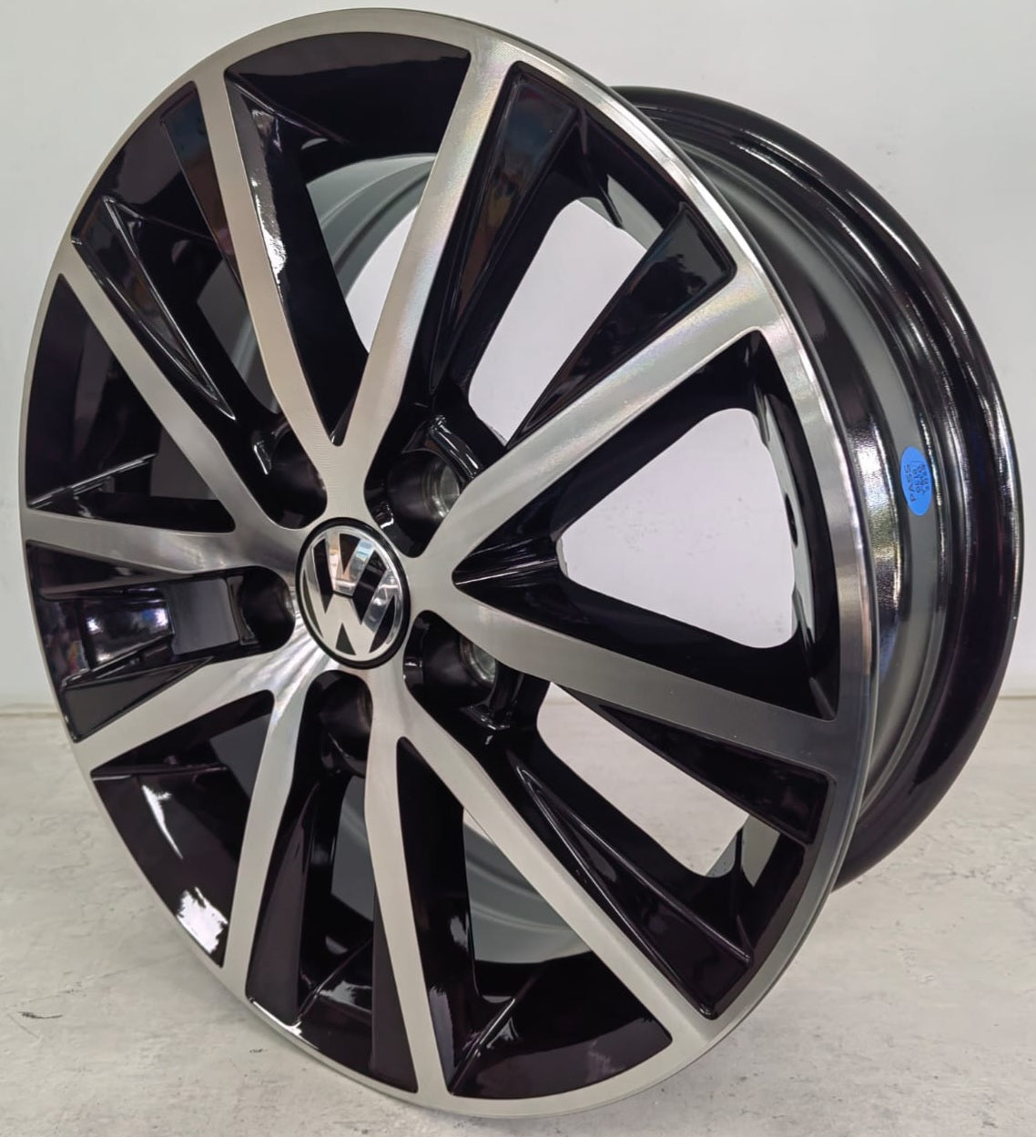 14" KR L1330 (14X5.5J/5-100) ET36 BMF +LIP VW