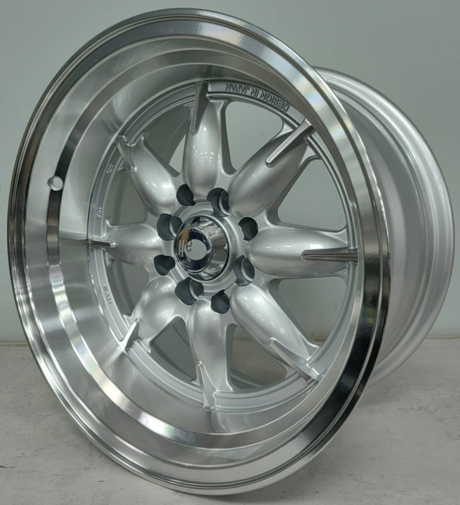 15" KR 842 (15X8.25J/4-100/114) ET0 SLR/MF