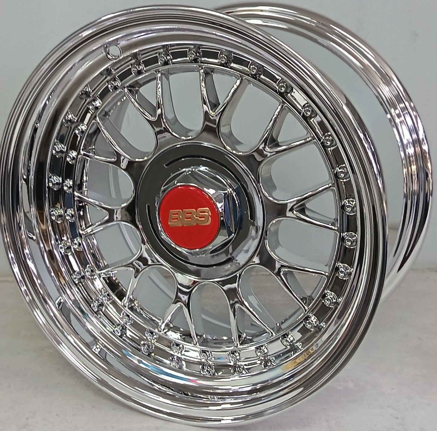 15" KR YKW5031 2 (15X8/4-100/5-100) CHROME