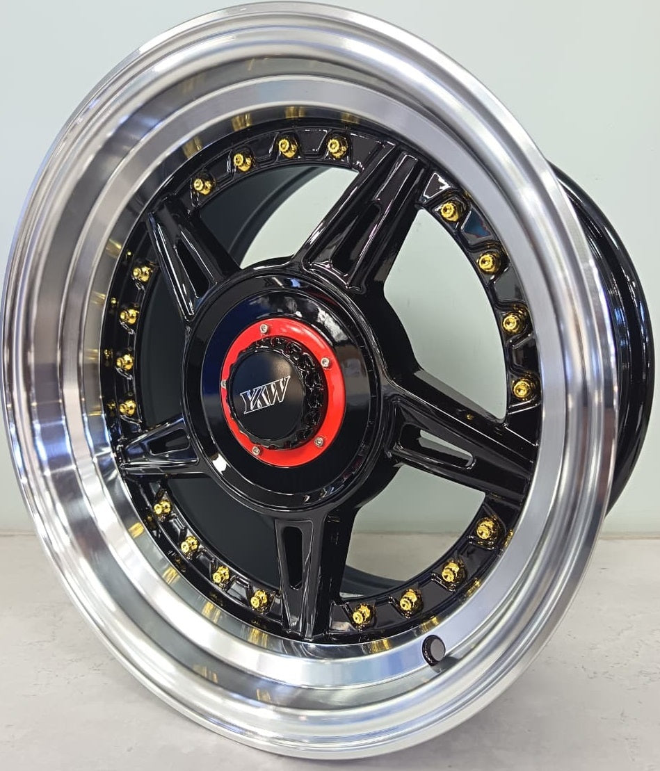 15" KR YKW5663 2 (15X8.25/4-100/114) ET15 BL+GO