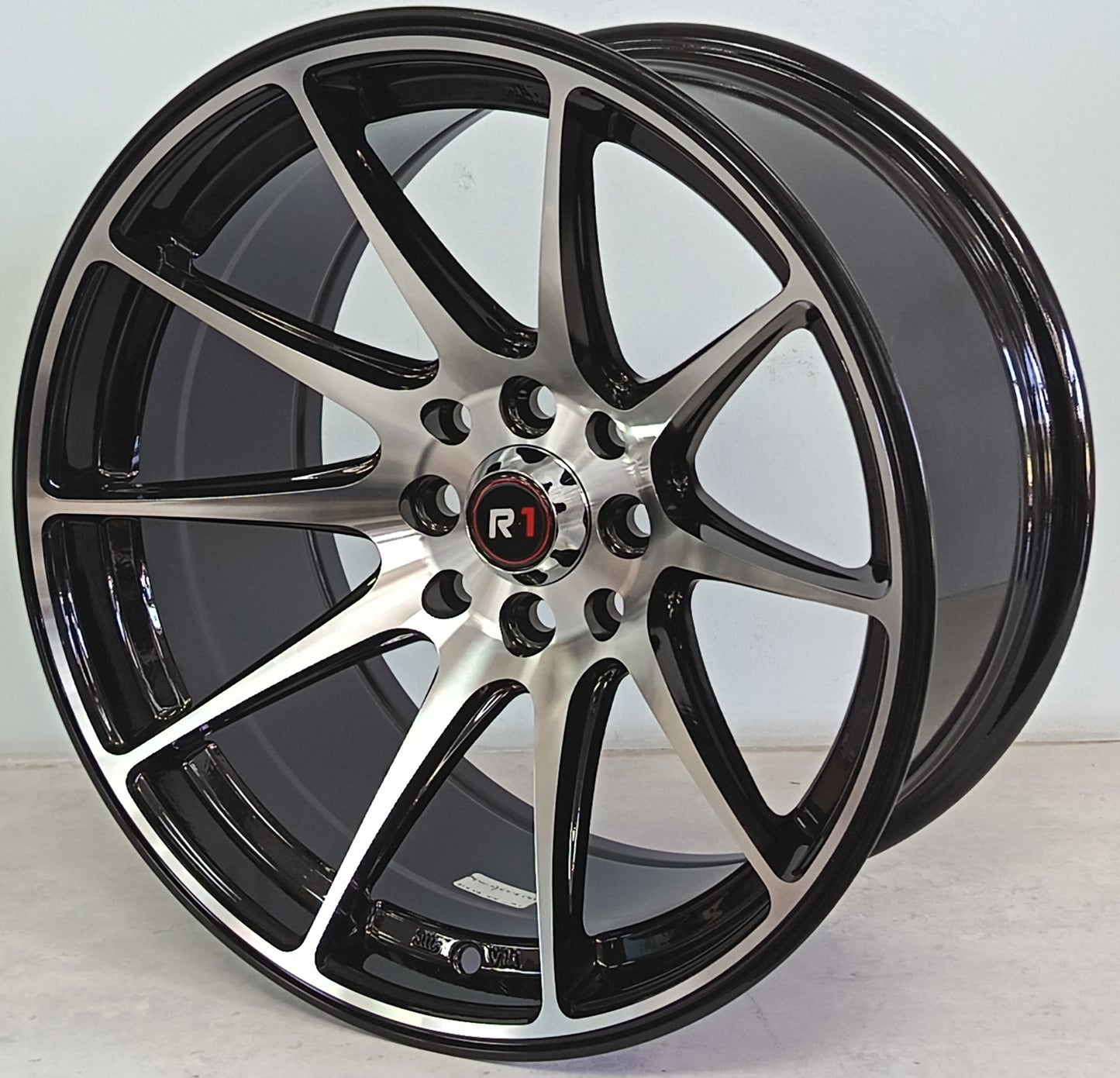 16" KR DX616 B (16X8.25J/4-100/114) ET0 BMF
