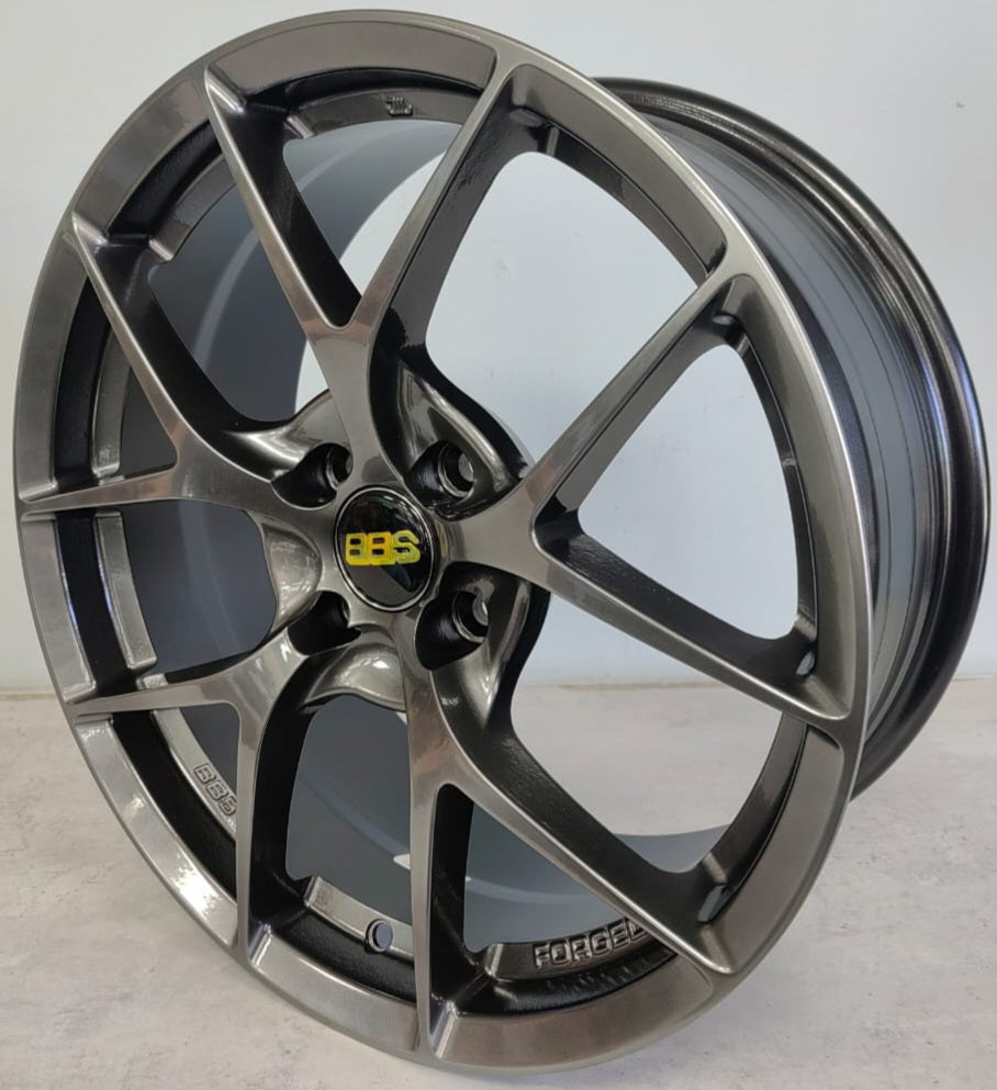17" KR DX221B (17X7.5J/4-100) ET35 HYPER BLACK