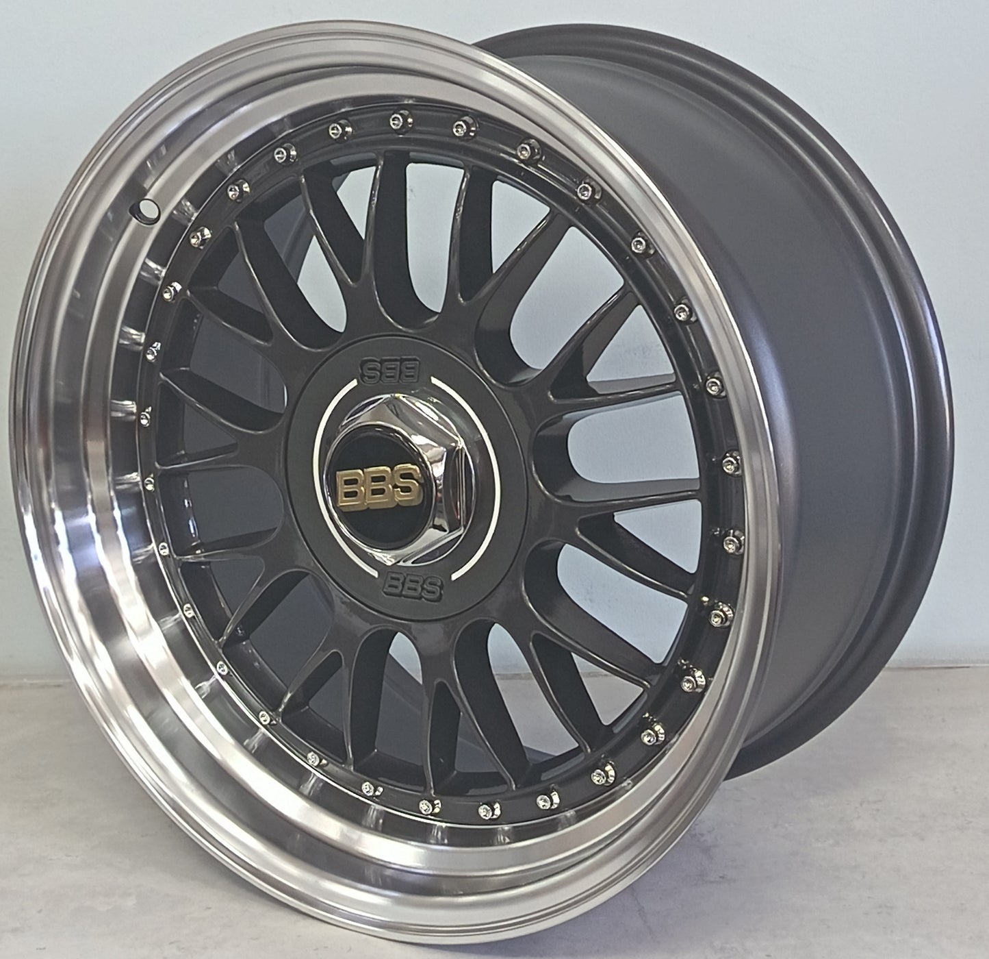 17" KR YKW7031 3 (17X8.5J/4-100/108) GL BBS