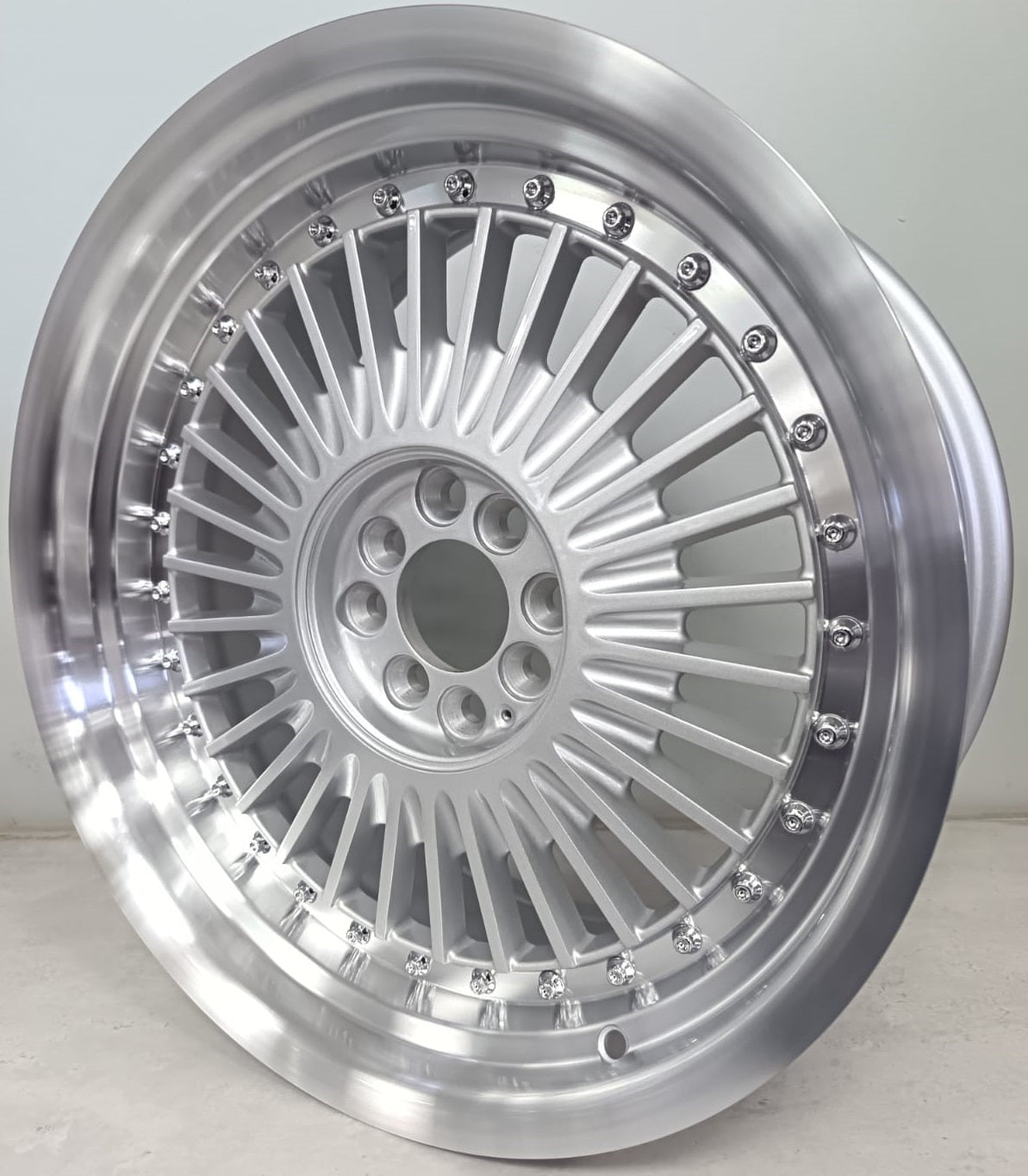 17" KR YKW7036 I/J (17/8/9/4-100/108) SL N/W