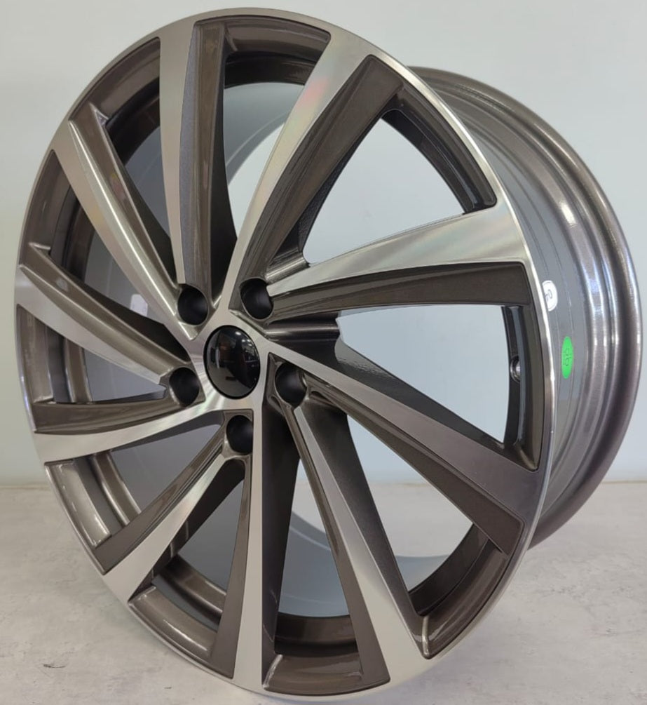 18" KR 703 (18X8J/5-112) ET45 SGMF VW