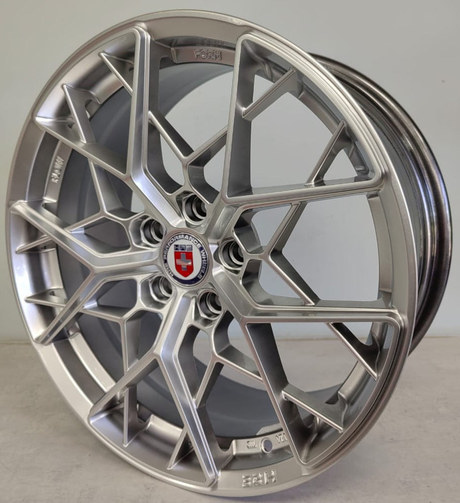 18" KR DX552 (18X8J/5-114) ET35 HYPER SLR
