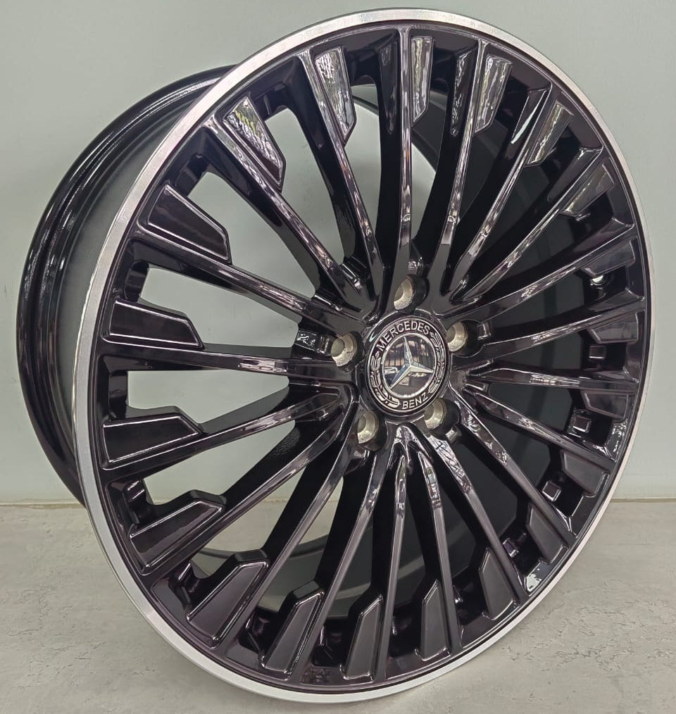 18" KR H3062F (18x8/9.0J/5-112)ET40/45 MB MERC N/W