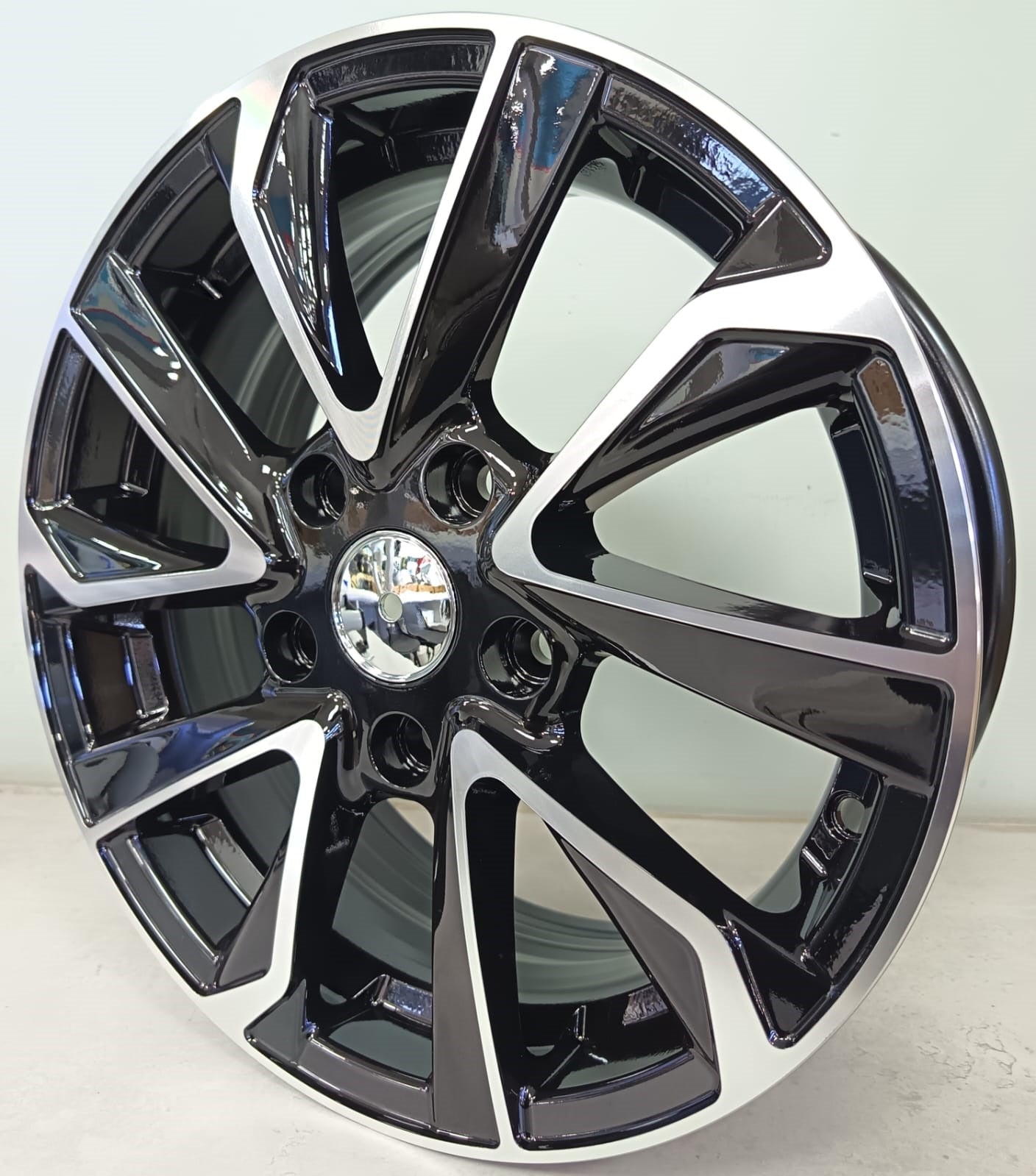 15" ZAXX XP24011 (15X6/5-114) BMF ET40