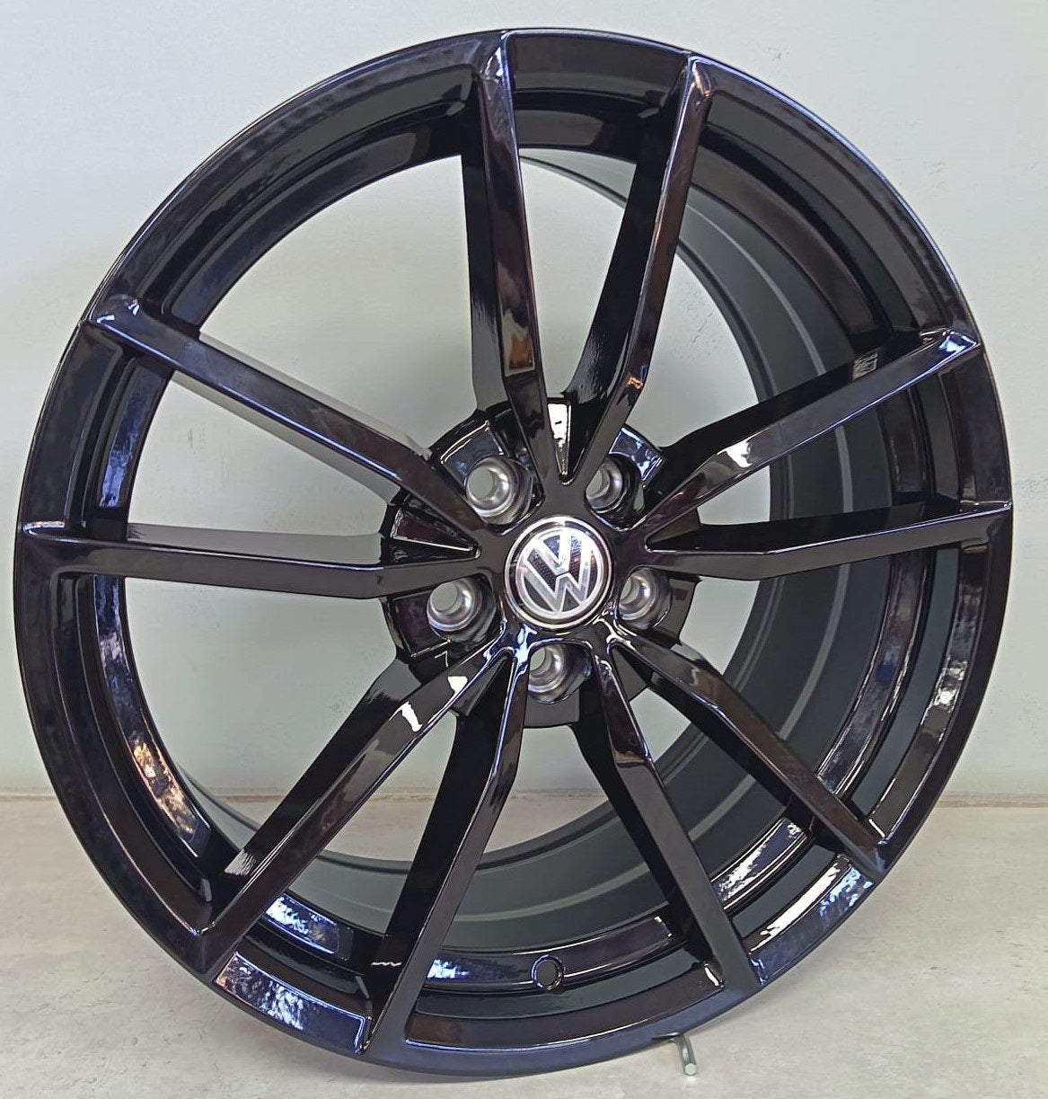 17" ZAXX 7390 (17X7.5/5-100) B ET35 VW