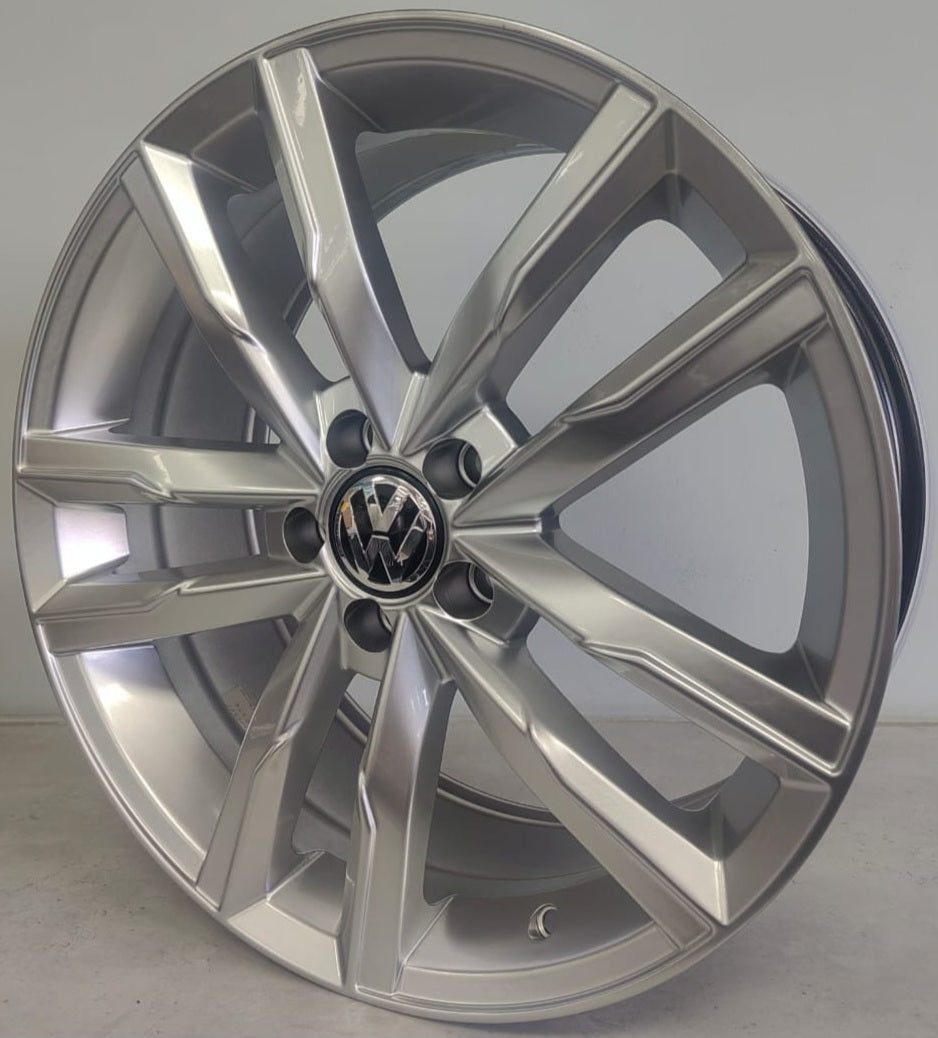 17" CONCEPT F265274 (17X7.5J/5-100) ET35 SILVER VW
