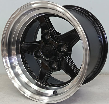 13" KR YKW3001 B (13X8/4-114) BL