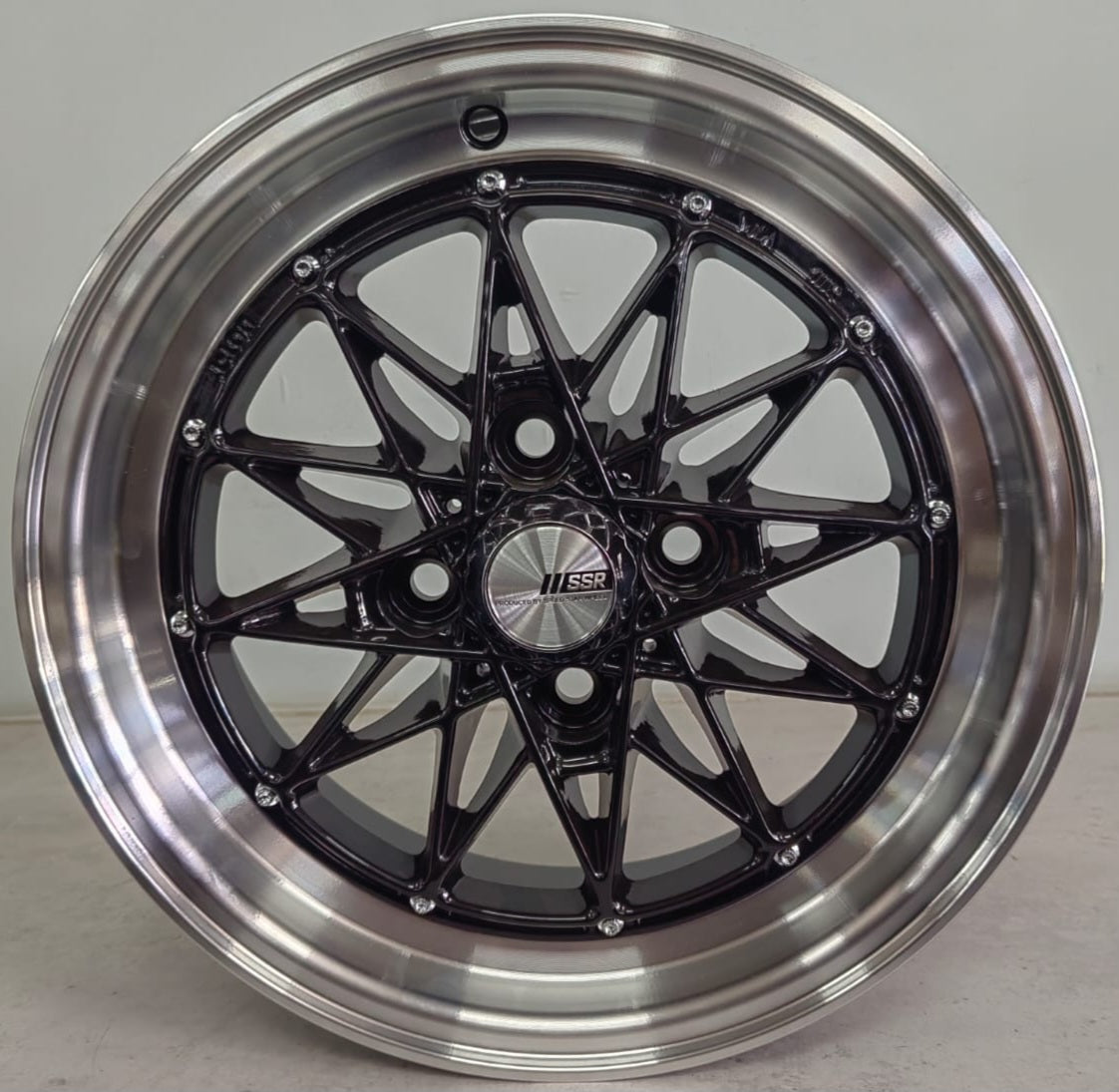 14" KR RHD1013-4(14X5.5J/4-100) ET31 BMY