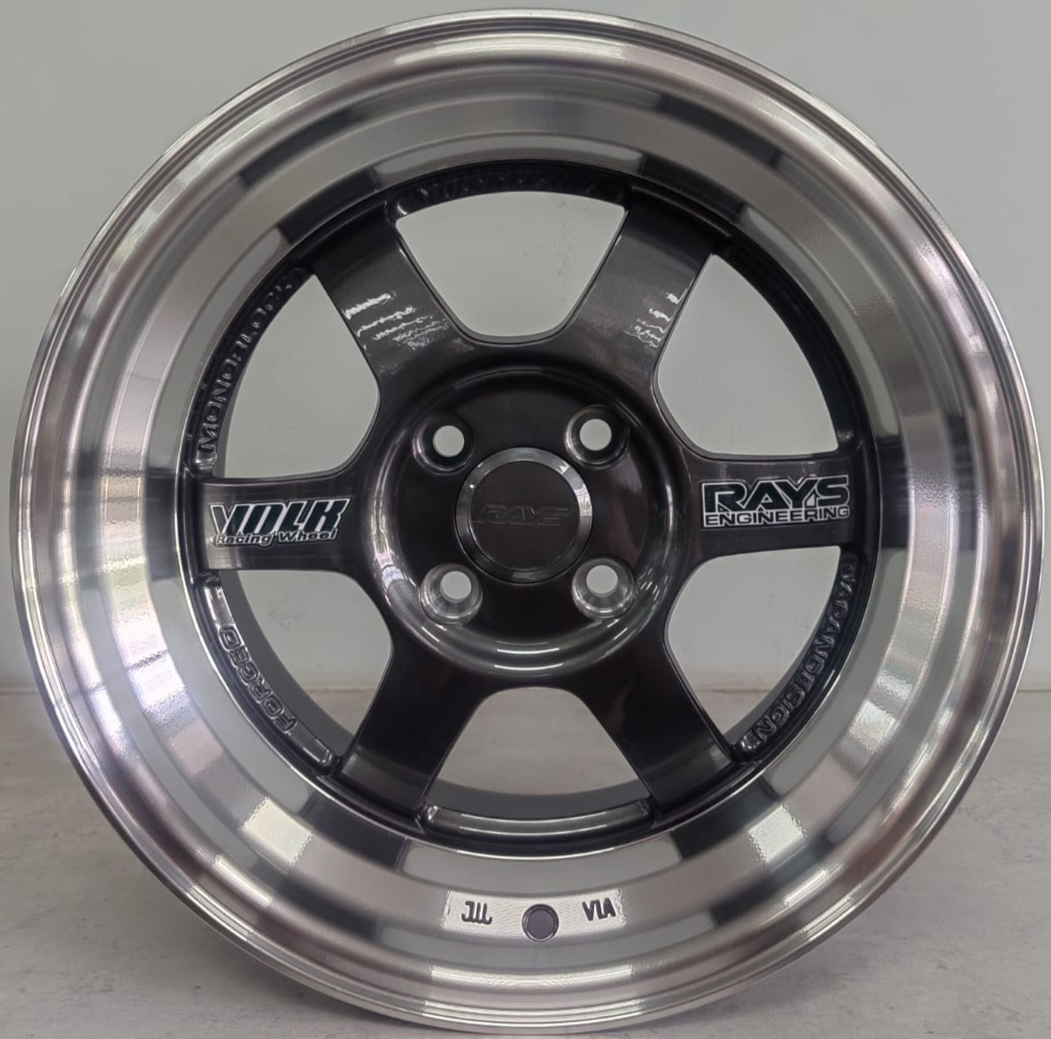 15" KR AS35 3 (15X8.25J/4-100) GL ET 20