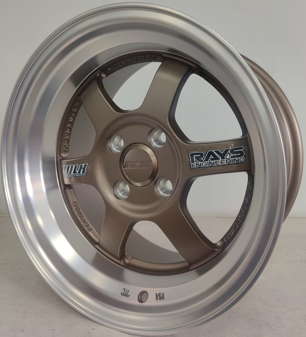 15" KR AS35 6 (15X8.25/4-100) BRL ET 20