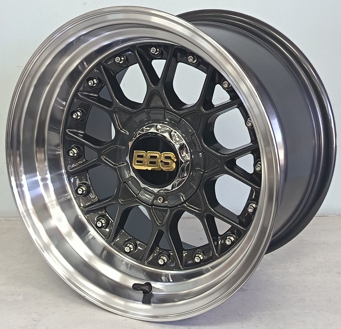 15" CONCEPT ZAR67/8 (15X8J/9J/4-100/114) N/W BBS