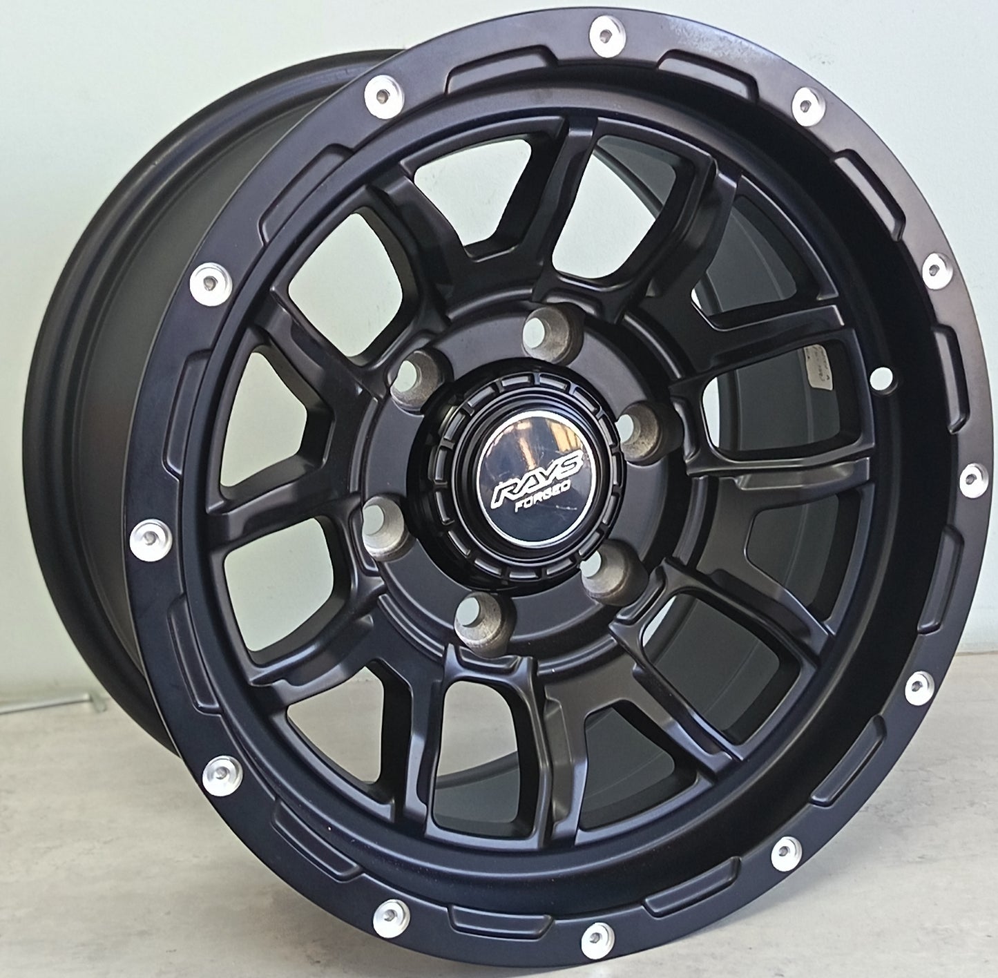 15" KR XPHR001 (15X8.0/6-139) MATTE BLACK