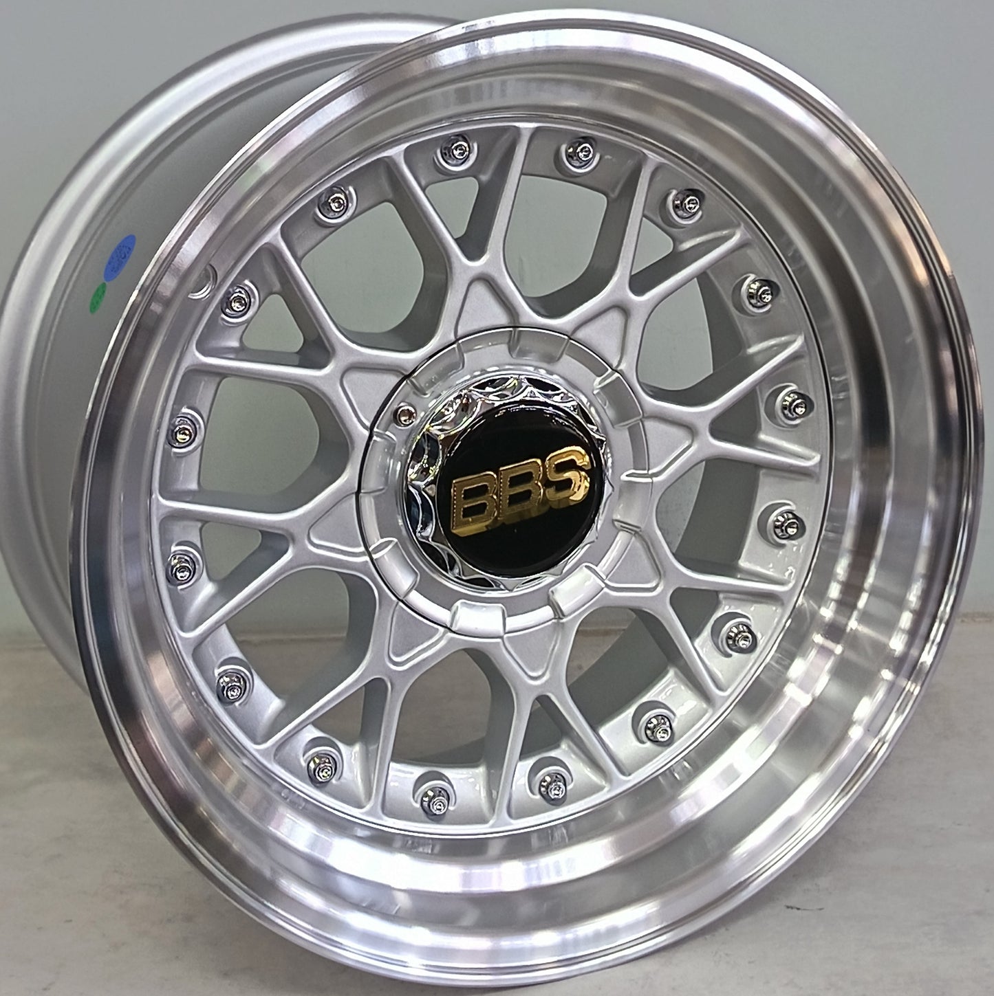 15" KR YKW5703 1 (15X8/4-100/114) SL