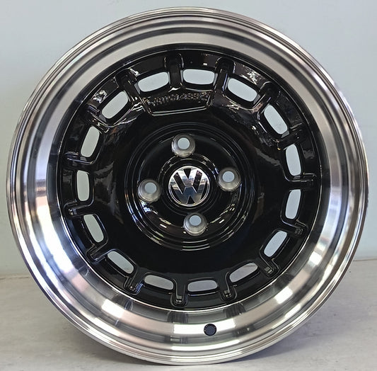 15" KR YKW5890 R (15X8.25J/4-100) BL ET 20