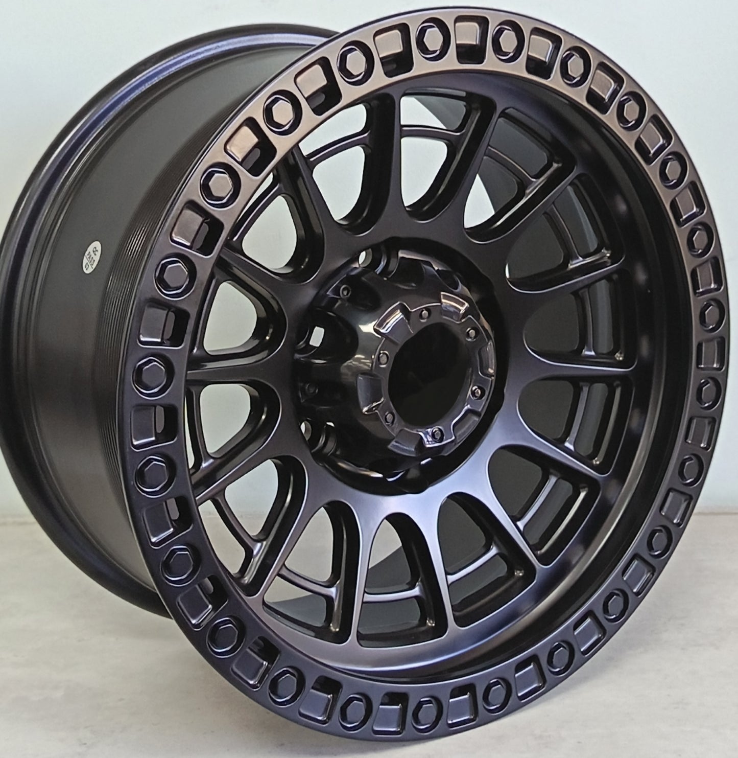 16" KR DX022A (16X8J/6-139) ET0  MB