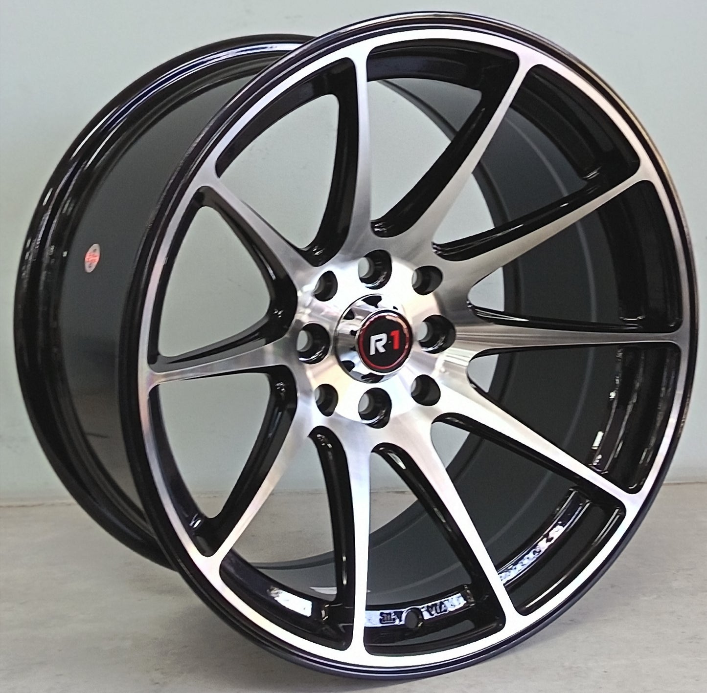 16" KR DX616 B (16X8.25J/4-100/114)  ET0 BMF