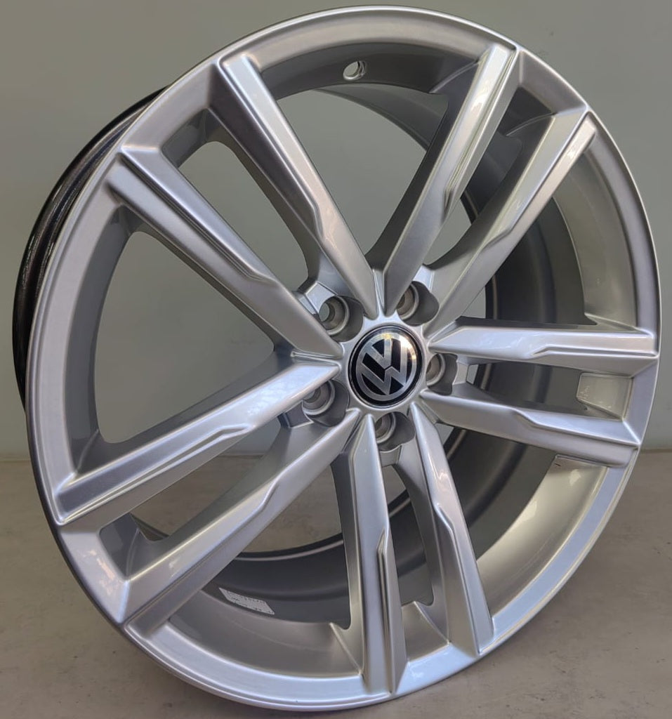 17" KR 647 (17X7.5J/5-100) ET35 HYPER SILVER VW