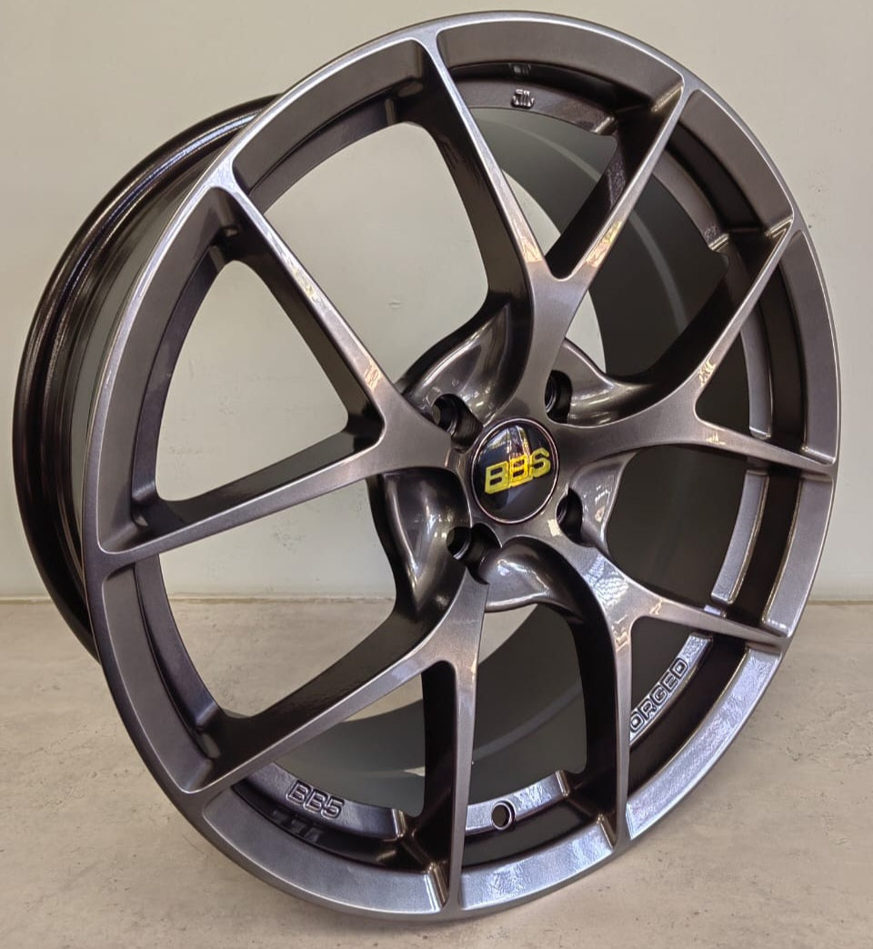 17" KR DX221B (17X7.5J/4-100) ET35  HYPER BLACK