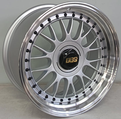 17" KR YKW7031 8 (17X8.5/4-100/114) SL+B