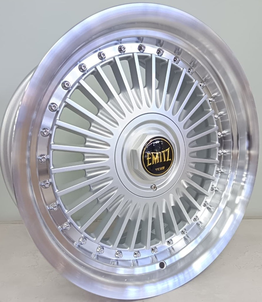 17" KR YKW7036 17/18 (17X8/9/5-112/120) SL N/W