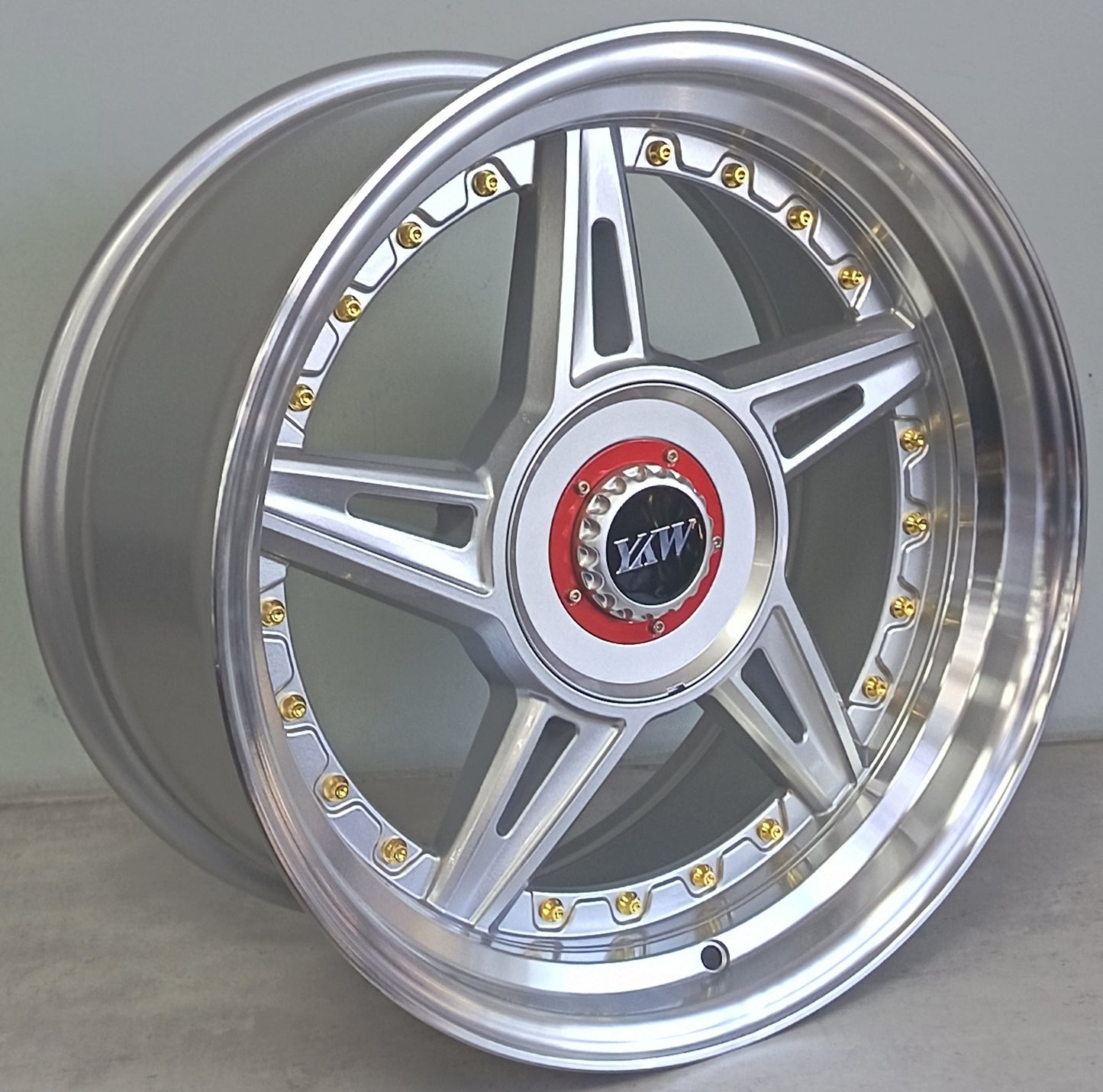 17" KR YKW7663M (17X8.5J/5-100/114) SL+GO