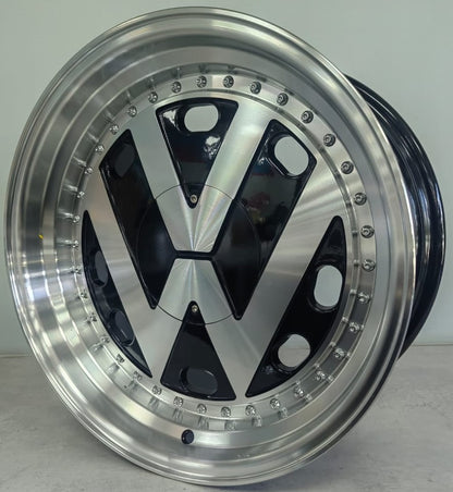 17" KR YKW7701A (17X8/4/5-100) BF VW