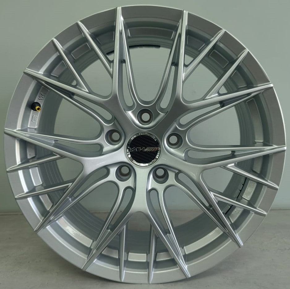 17" KR YKW7867 5 (17X7.5/5-114) SILVR ET 35