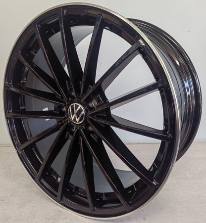 18" KR 222 (18X8J/5-100) ET45 BML VW
