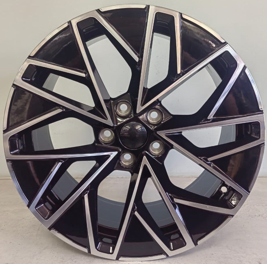 18" KR 702 (18X8J/5-112) ET45  BMF VW