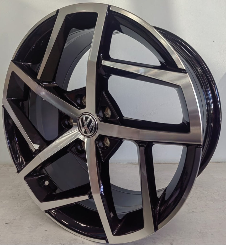 18" KR 812 (18X8J/5-112) ET45  BMF VW