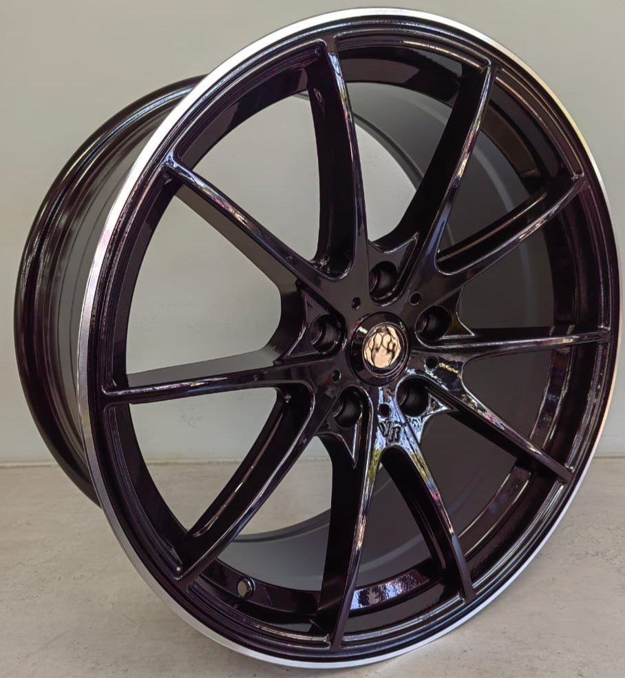 18" KR DX202 (18X8.5J/5-114) ET35 BML