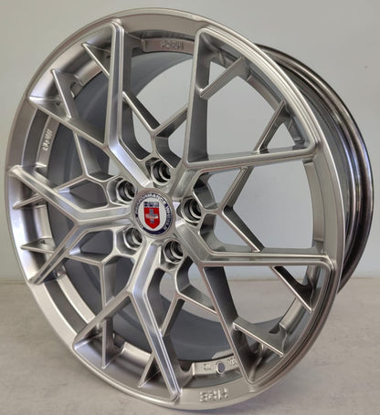 18" KR DX552 (18X8J/5-114) ET35  HYPER SLR