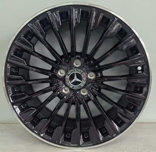 18" KR H3062F (18x8/9.0J/5-112)ET40/45 MB MERC N/W