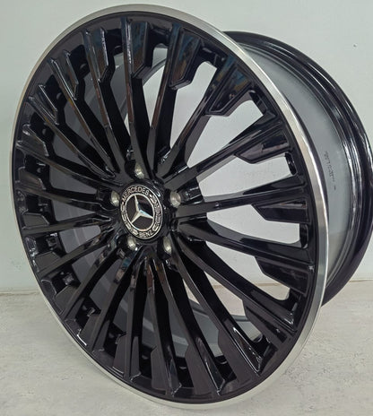 18" KR H3062F (18x8/9.0J/5-112)ET40/45 MB MERC N/W