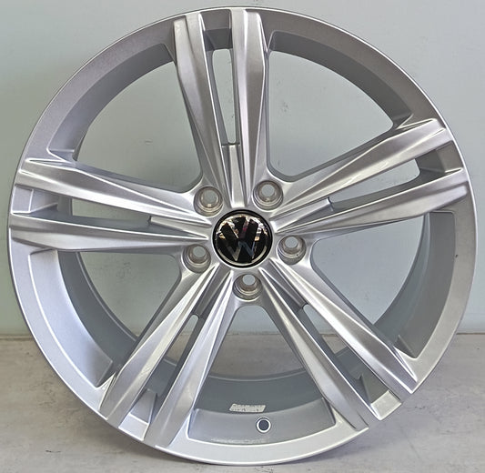 18" KR H3111F (18x8.0J/5-112) ET35 SIL VW