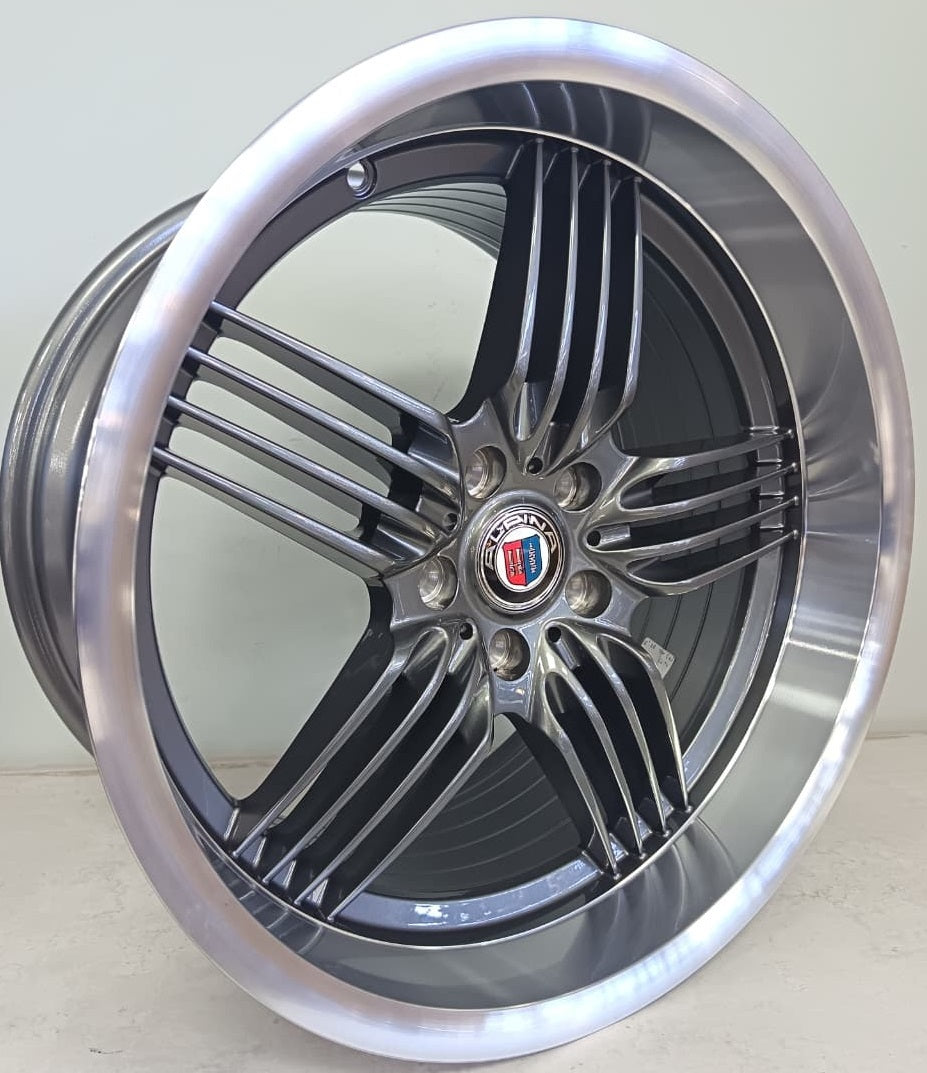 18" KR YKW8672 9/10 (18X8.5/10/5-112) GL N/W
