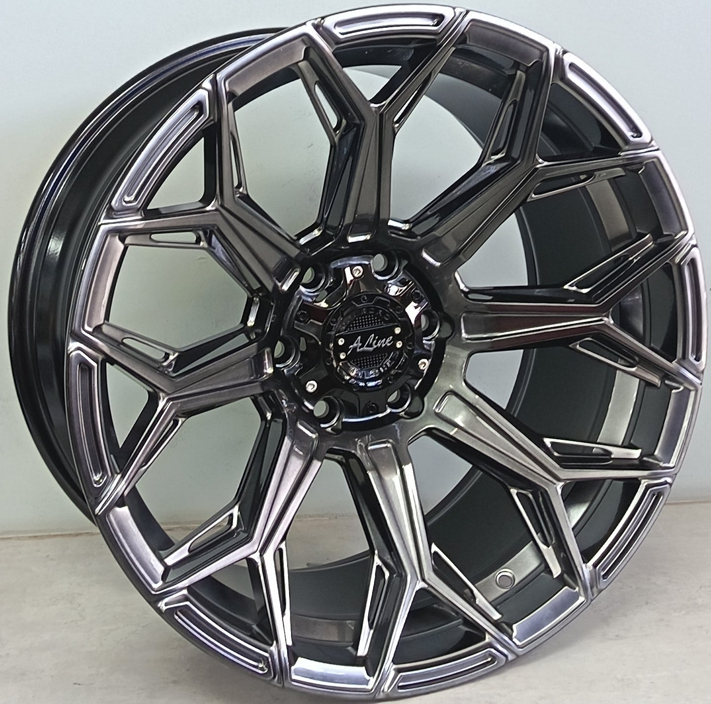 20" ALINE OVERDRIVE (20X10/6-139) HYPERBLK