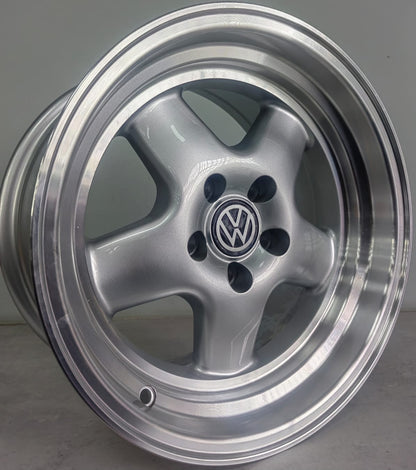 15" CONCEPT F1213 1 (15X8.25/5-100) SIL VW