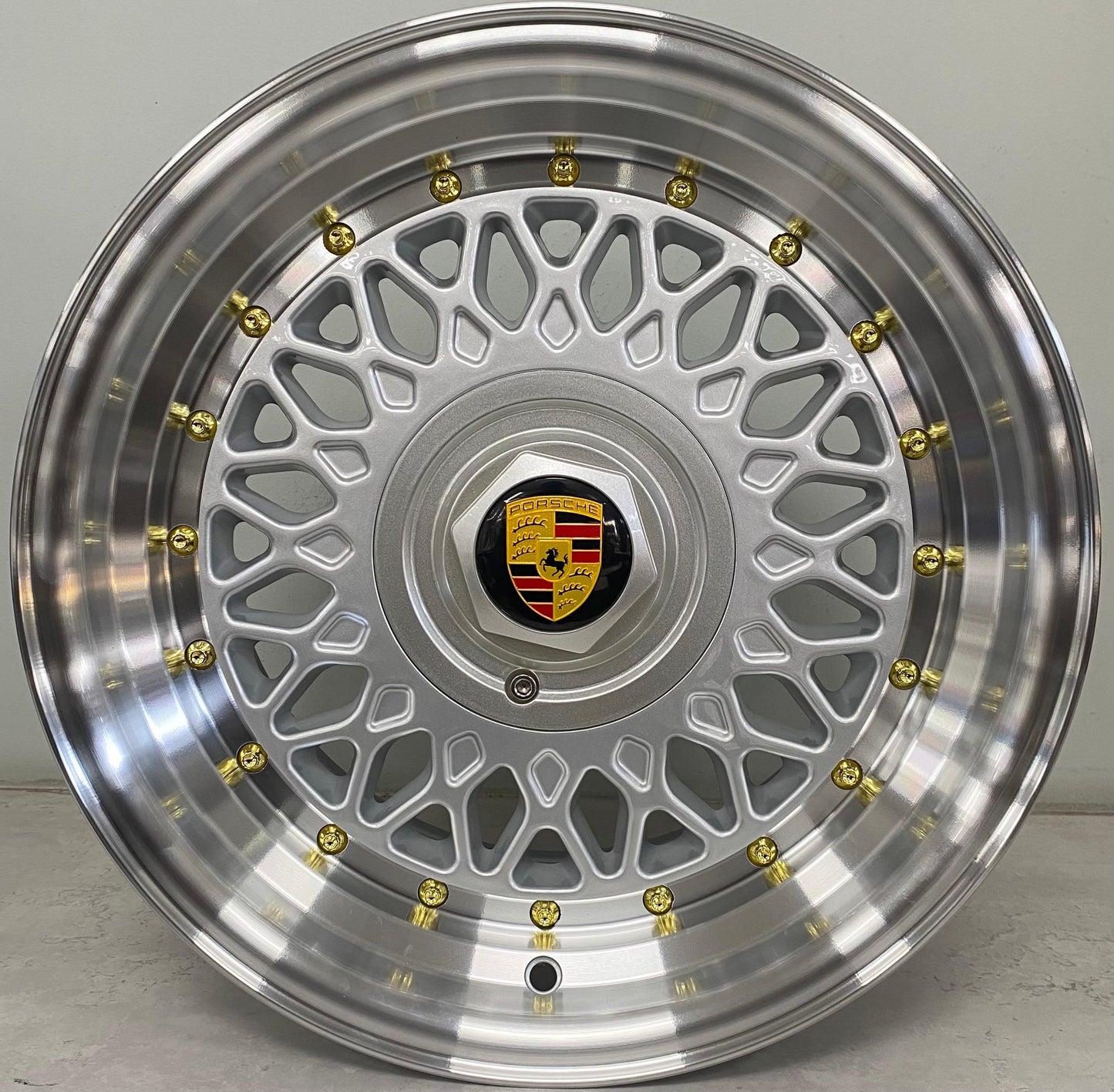 15" VITOUR LK1334-SLT006 (15X8.25/4-100/114) SML