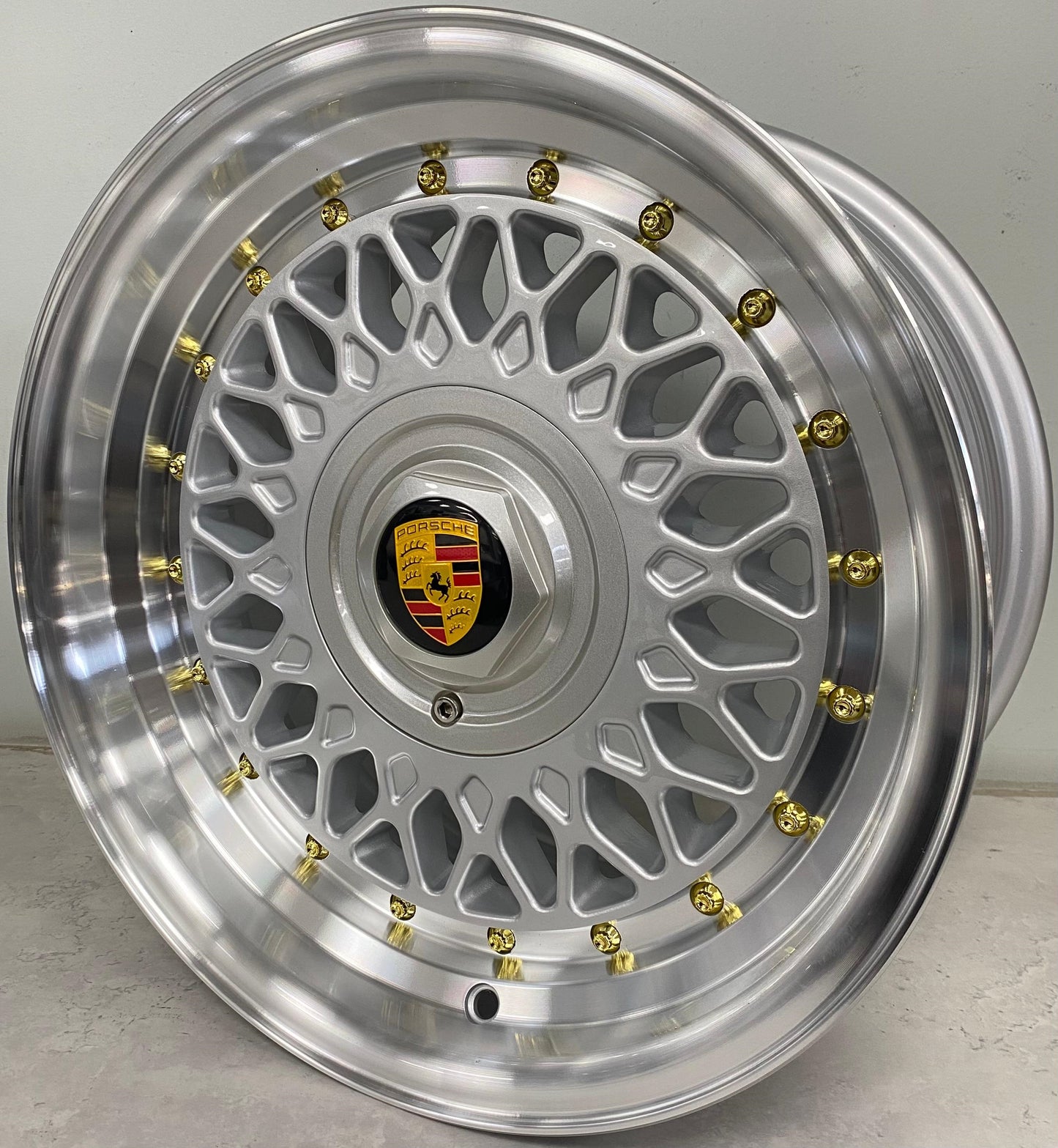 15" VITOUR LK1334-SLT006 (15X8.25/4-100/114) SML