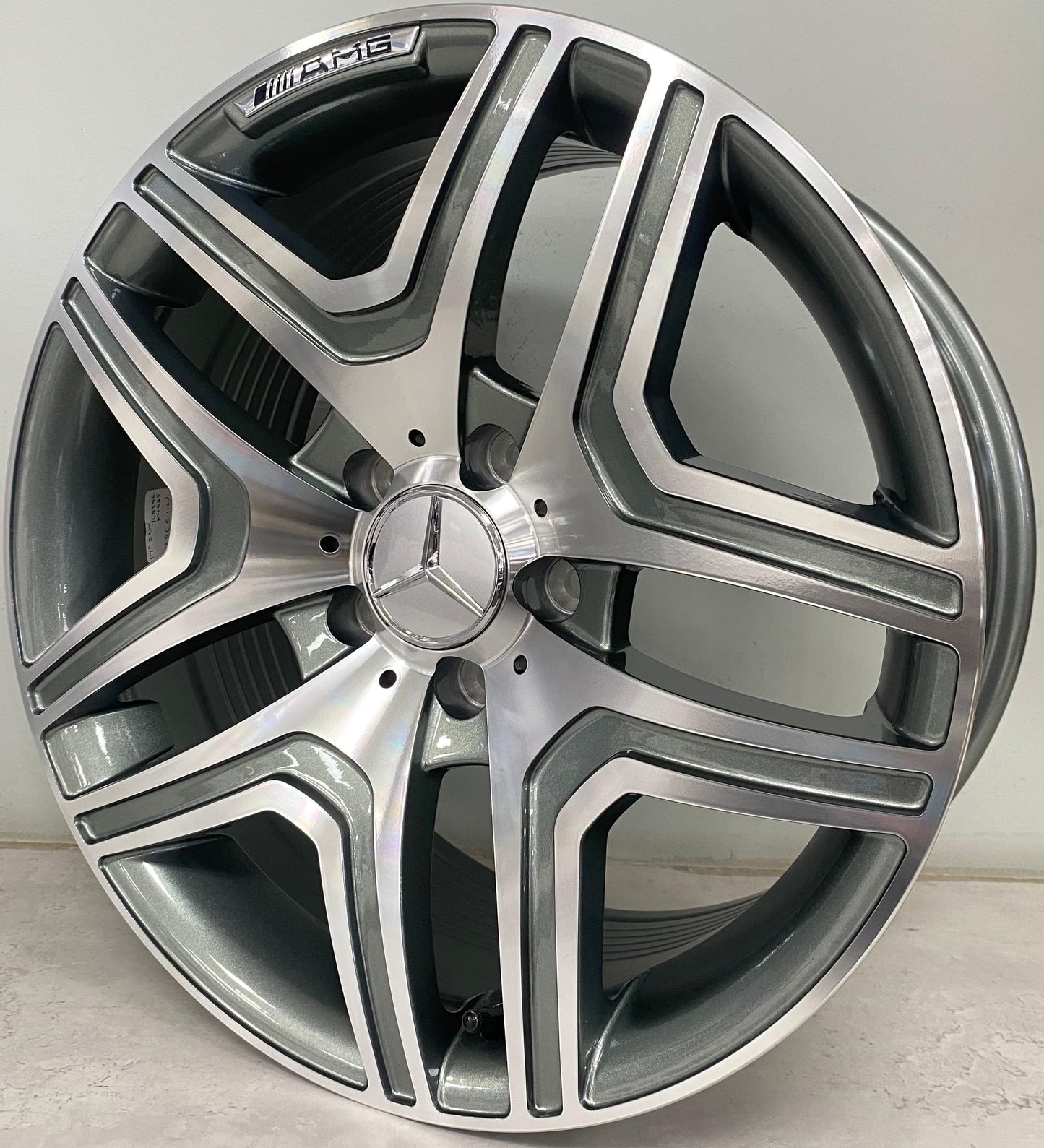 17" ZAXX TL5396 (17X8J/5-112) ET35 MG MERC