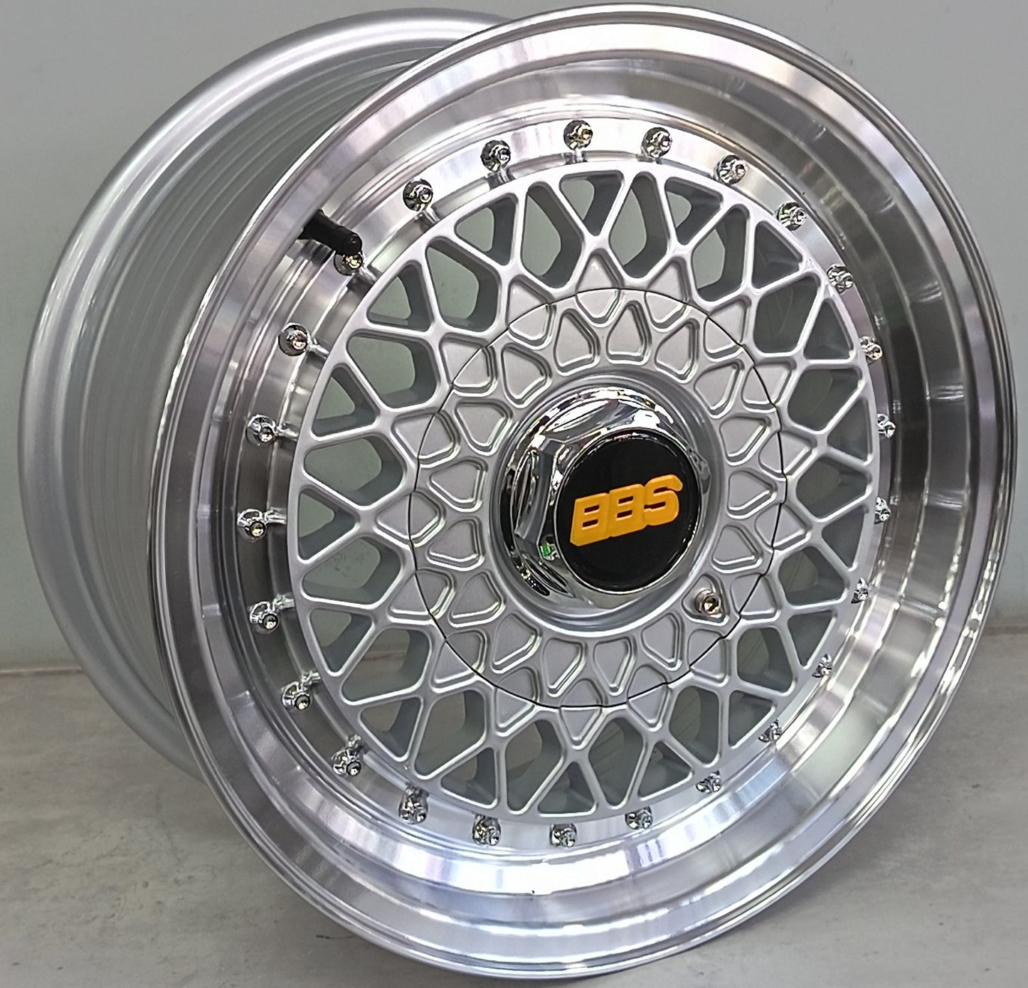 15" ZAXX LK1048 ( 15X7J/4-100 ) ET35 SLP
