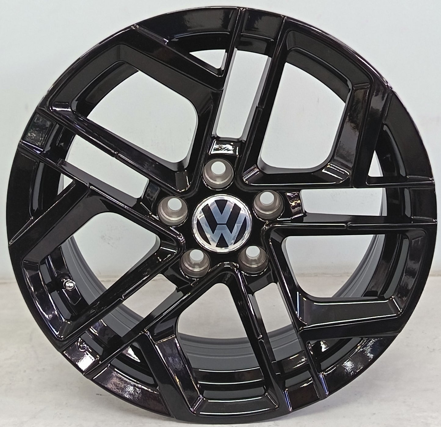 15" ZAXX XP24043 ( 15X6J/5-100 ) ET35 BLACK