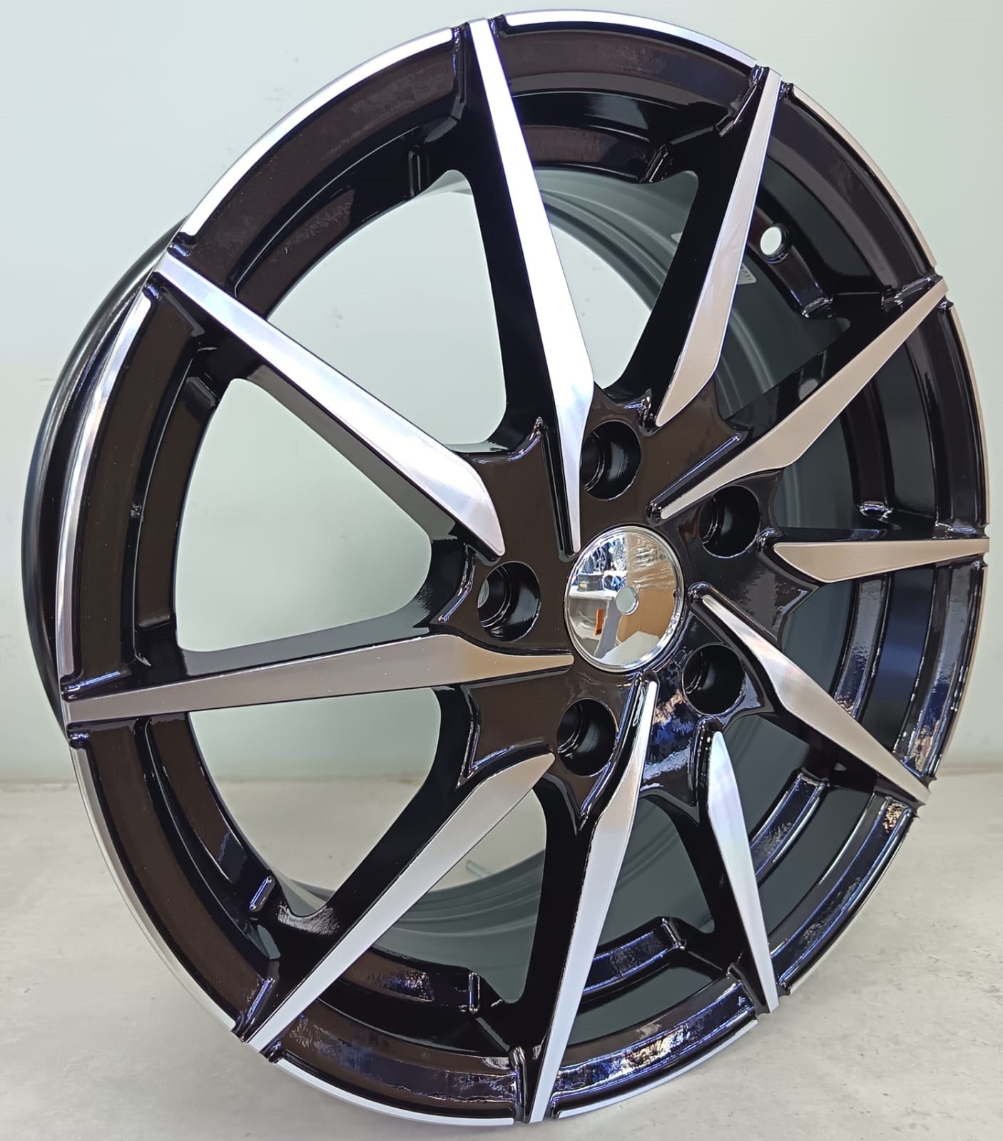 15" ZAXX XP24010 (15X6/5-114) BMF ET40